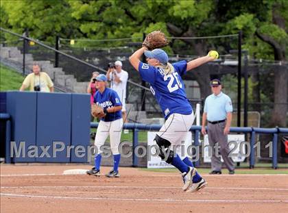Thumbnail 2 in Minersville vs. Clarion Area (PIAA Class A Final) photogallery.