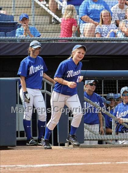 Thumbnail 2 in Minersville vs. Clarion Area (PIAA Class A Final) photogallery.