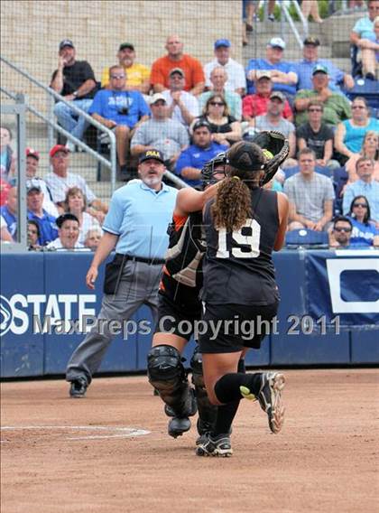 Thumbnail 3 in Minersville vs. Clarion Area (PIAA Class A Final) photogallery.