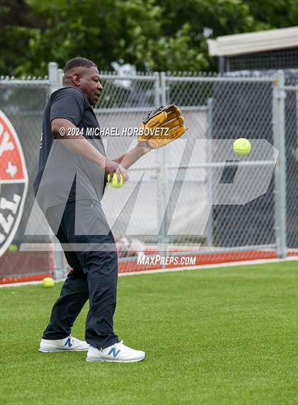 Thumbnail 3 in Corsicana @ Lovejoy (UIL 5A Softball Bi-District) photogallery.