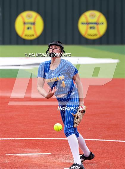 Thumbnail 3 in Corsicana @ Lovejoy (UIL 5A Softball Bi-District) photogallery.