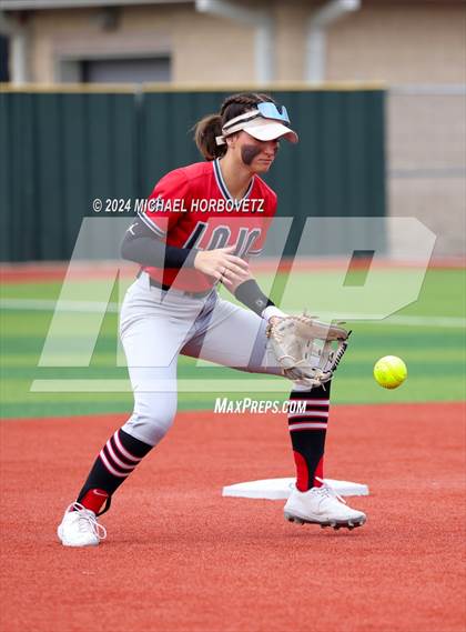 Thumbnail 1 in Corsicana @ Lovejoy (UIL 5A Softball Bi-District) photogallery.