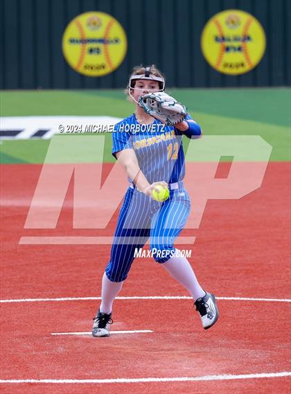 Thumbnail 3 in Corsicana @ Lovejoy (UIL 5A Softball Bi-District) photogallery.