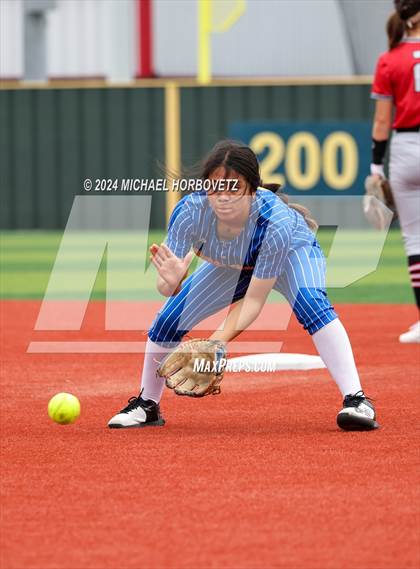 Thumbnail 3 in Corsicana @ Lovejoy (UIL 5A Softball Bi-District) photogallery.