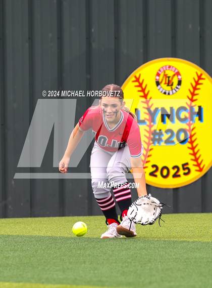Thumbnail 2 in Corsicana @ Lovejoy (UIL 5A Softball Bi-District) photogallery.