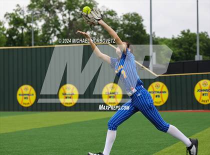 Thumbnail 3 in Corsicana @ Lovejoy (UIL 5A Softball Bi-District) photogallery.