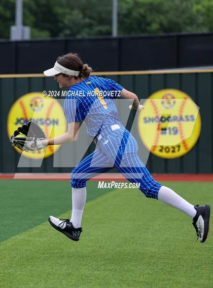 Thumbnail 3 in Corsicana @ Lovejoy (UIL 5A Softball Bi-District) photogallery.