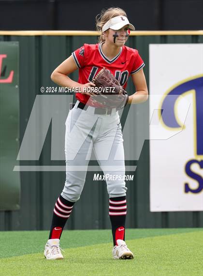 Thumbnail 3 in Corsicana @ Lovejoy (UIL 5A Softball Bi-District) photogallery.