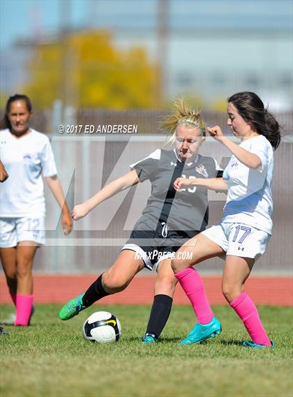 Thumbnail 1 in Fernley @ Yerington photogallery.