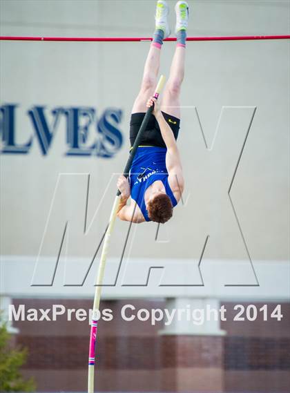 Thumbnail 3 in Alpha Invitational (Boys) photogallery.