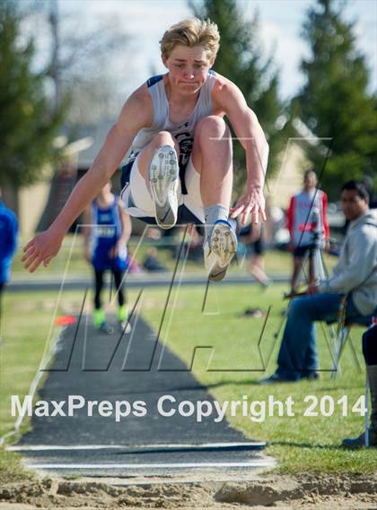 Thumbnail 1 in Alpha Invitational (Boys) photogallery.