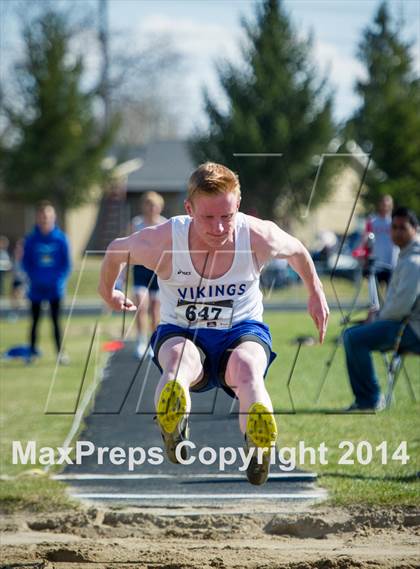 Thumbnail 1 in Alpha Invitational (Boys) photogallery.