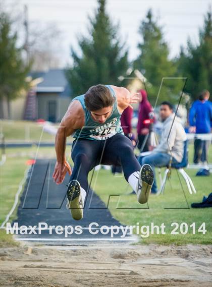 Thumbnail 1 in Alpha Invitational (Boys) photogallery.