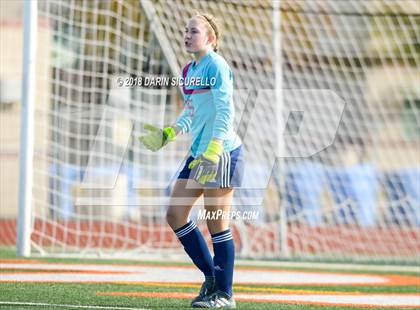 Thumbnail 1 in Desert Vista vs. Pinnacle (Coyote Classic Tournament) photogallery.