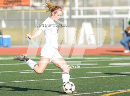 Thumbnail 3 in Desert Vista vs. Pinnacle (Coyote Classic Tournament) photogallery.