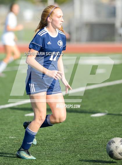 Thumbnail 2 in Desert Vista vs. Pinnacle (Coyote Classic Tournament) photogallery.