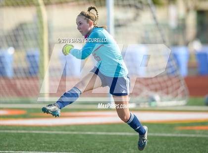 Thumbnail 1 in Desert Vista vs. Pinnacle (Coyote Classic Tournament) photogallery.