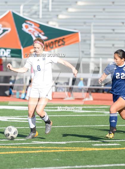 Thumbnail 3 in Desert Vista vs. Pinnacle (Coyote Classic Tournament) photogallery.