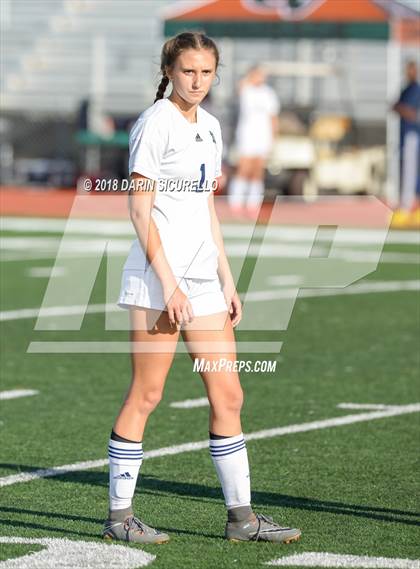 Thumbnail 3 in Desert Vista vs. Pinnacle (Coyote Classic Tournament) photogallery.