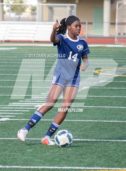 Thumbnail 2 in Desert Vista vs. Pinnacle (Coyote Classic Tournament) photogallery.
