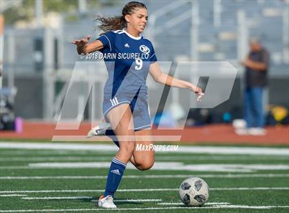 Thumbnail 2 in Desert Vista vs. Pinnacle (Coyote Classic Tournament) photogallery.