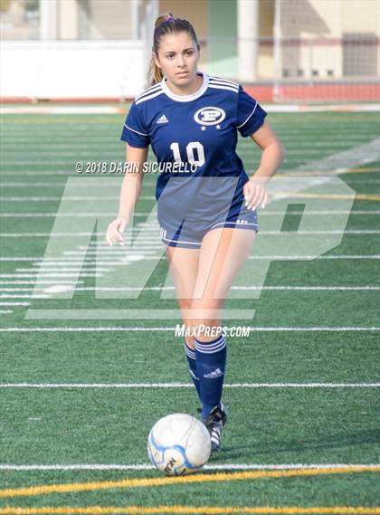 Thumbnail 2 in Desert Vista vs. Pinnacle (Coyote Classic Tournament) photogallery.