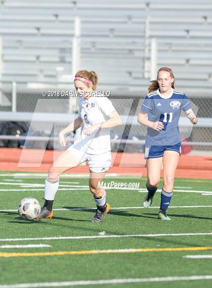 Thumbnail 1 in Desert Vista vs. Pinnacle (Coyote Classic Tournament) photogallery.