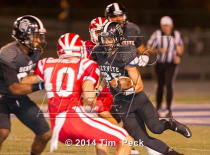 Thumbnail 2 in Servite vs. Mater Dei photogallery.