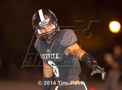 Thumbnail 3 in Servite vs. Mater Dei photogallery.