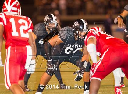 Thumbnail 2 in Servite vs. Mater Dei photogallery.