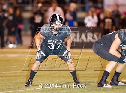 Thumbnail 3 in Servite vs. Mater Dei photogallery.