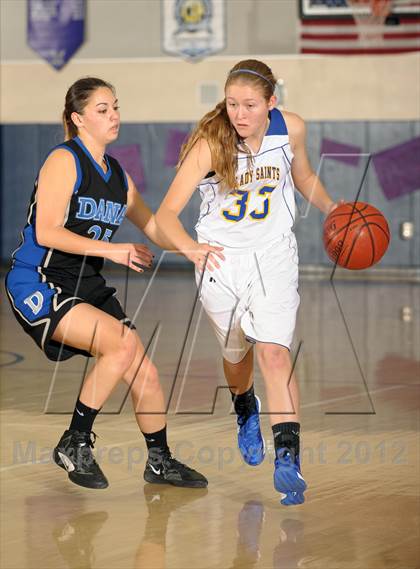 Thumbnail 1 in San Dimas vs. Dana Hills (MaxPreps Holiday Classic) photogallery.
