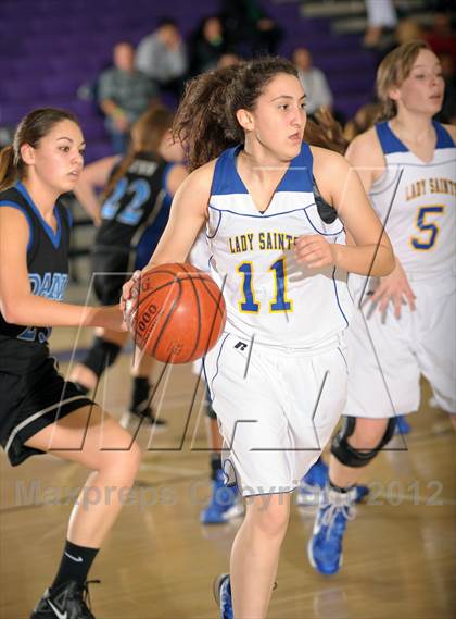 Thumbnail 3 in San Dimas vs. Dana Hills (MaxPreps Holiday Classic) photogallery.