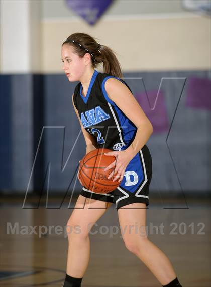 Thumbnail 3 in San Dimas vs. Dana Hills (MaxPreps Holiday Classic) photogallery.