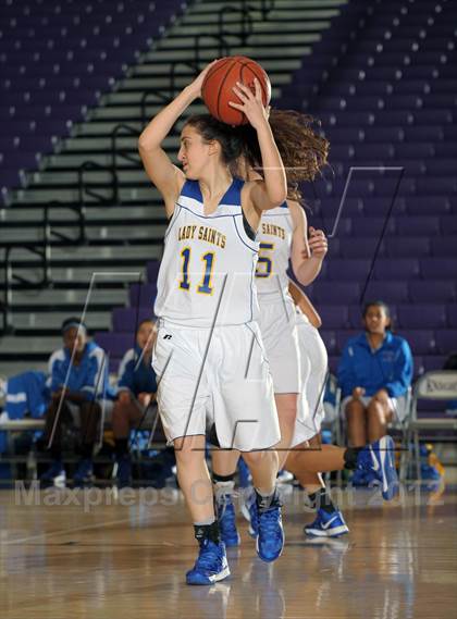 Thumbnail 3 in San Dimas vs. Dana Hills (MaxPreps Holiday Classic) photogallery.