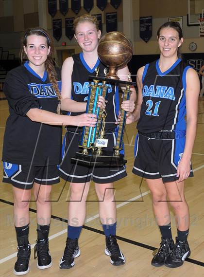 Thumbnail 2 in San Dimas vs. Dana Hills (MaxPreps Holiday Classic) photogallery.