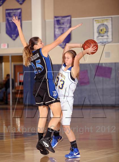 Thumbnail 1 in San Dimas vs. Dana Hills (MaxPreps Holiday Classic) photogallery.