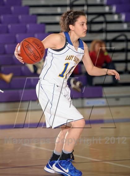 Thumbnail 3 in San Dimas vs. Dana Hills (MaxPreps Holiday Classic) photogallery.