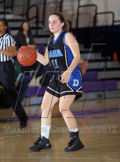 Thumbnail 2 in San Dimas vs. Dana Hills (MaxPreps Holiday Classic) photogallery.