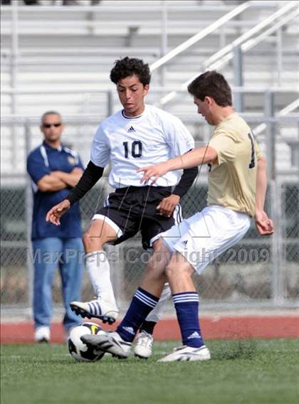 Thumbnail 1 in Salesian vs Mater Dei Catholic (CIF D3 SoCal Regional Final) photogallery.
