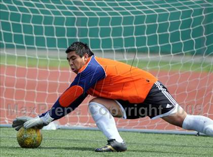 Thumbnail 2 in Salesian vs Mater Dei Catholic (CIF D3 SoCal Regional Final) photogallery.