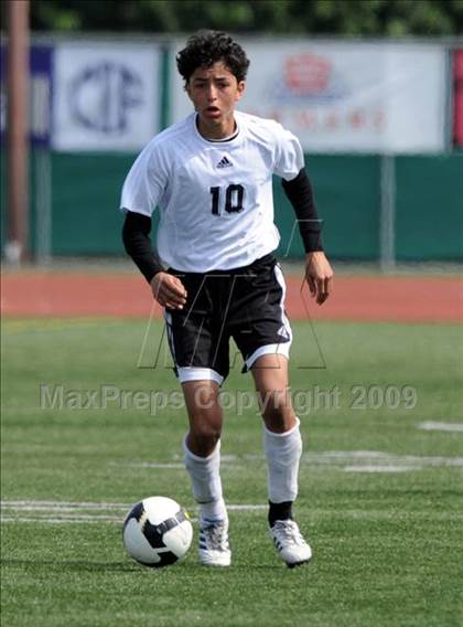 Thumbnail 1 in Salesian vs Mater Dei Catholic (CIF D3 SoCal Regional Final) photogallery.