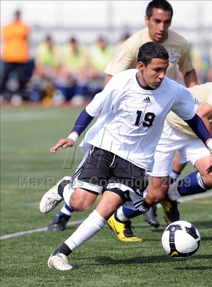 Thumbnail 2 in Salesian vs Mater Dei Catholic (CIF D3 SoCal Regional Final) photogallery.