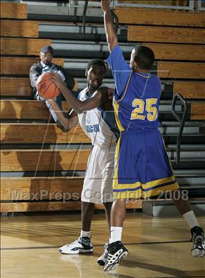 Thumbnail 3 in Otay Ranch vs. St. Bernard (SoCal Coaches Classic) photogallery.
