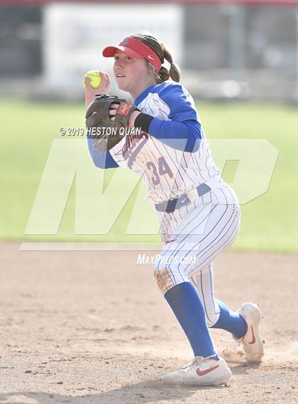 Thumbnail 1 in Edison @ Los Alamitos (Game 2) photogallery.