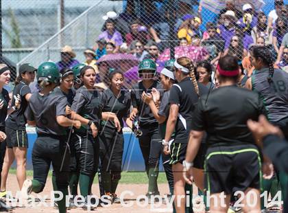 Thumbnail 1 in San Benito vs. Southwest (UIL 5A Regional Semifinal) photogallery.
