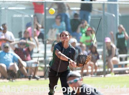 Thumbnail 2 in San Benito vs. Southwest (UIL 5A Regional Semifinal) photogallery.