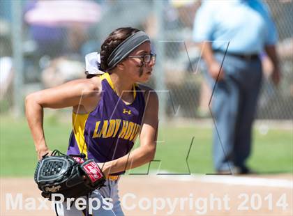 Thumbnail 2 in San Benito vs. Southwest (UIL 5A Regional Semifinal) photogallery.