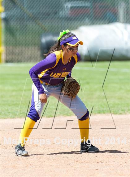 Thumbnail 2 in San Benito vs. Southwest (UIL 5A Regional Semifinal) photogallery.