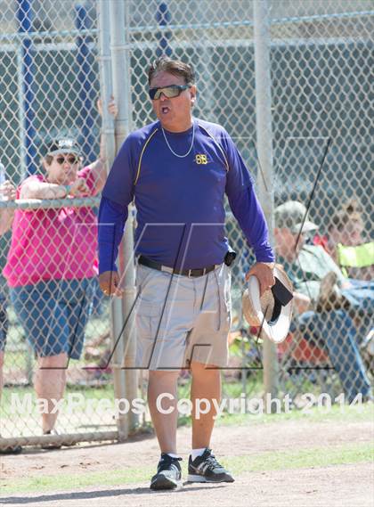Thumbnail 3 in San Benito vs. Southwest (UIL 5A Regional Semifinal) photogallery.